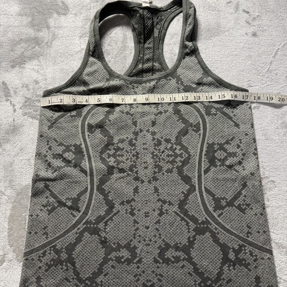 Lululemon Swiftly Tech Shirt Womens 10 Green Yoga Performance Racerback Tank Top - Picture 3 of 9